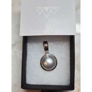 Signed 925 Sterling Silver Iridescent Moonstone Mother of Pearl Pendant Hinged
